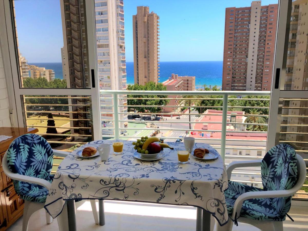 Holiday Apt Niza 10B Benidorm Bagian luar foto