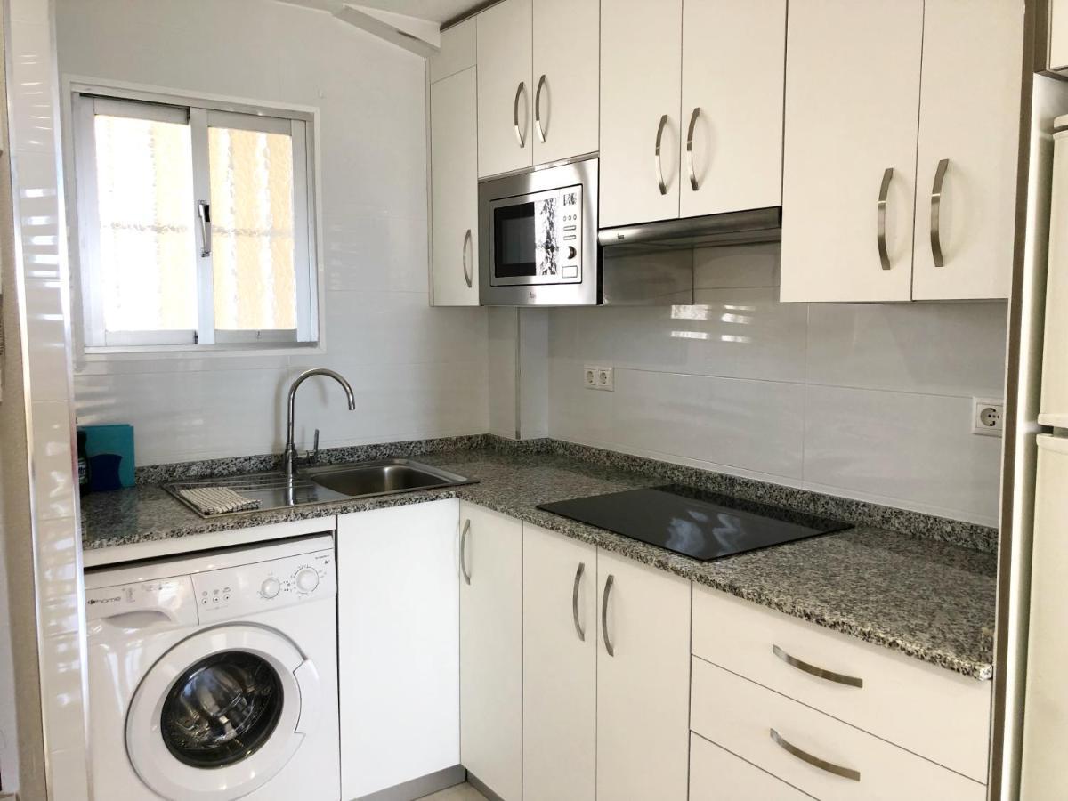 Holiday Apt Niza 10B Benidorm Bagian luar foto