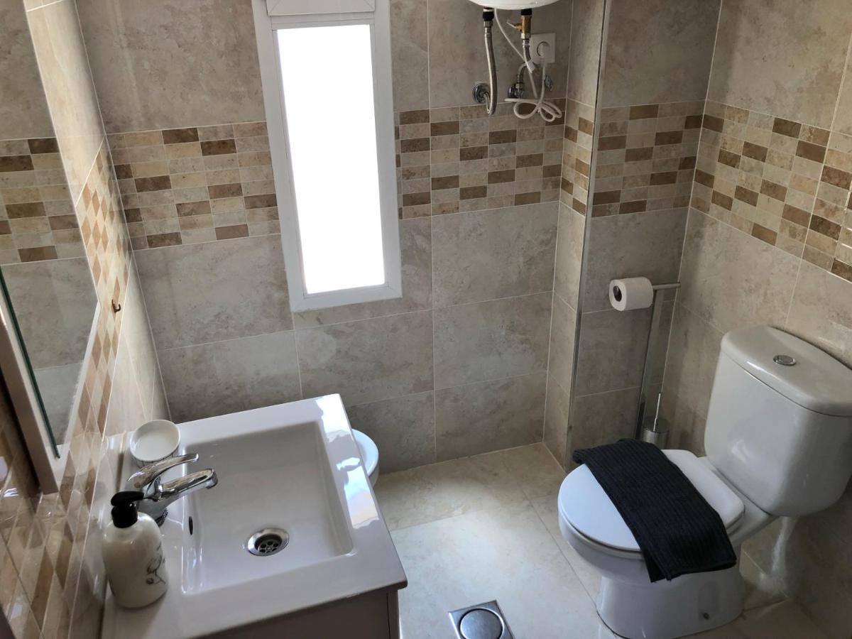 Holiday Apt Niza 10B Benidorm Bagian luar foto
