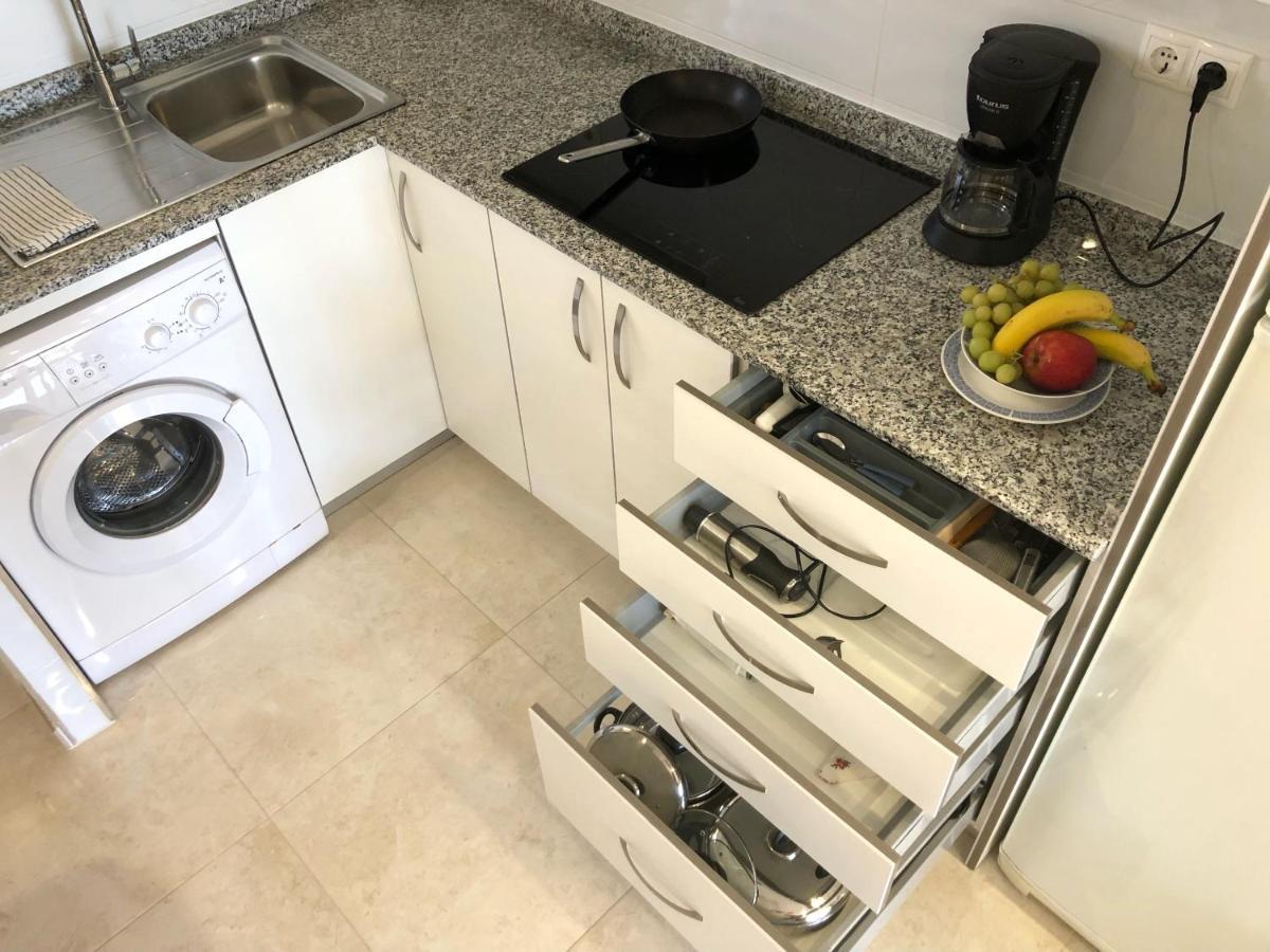 Holiday Apt Niza 10B Benidorm Bagian luar foto