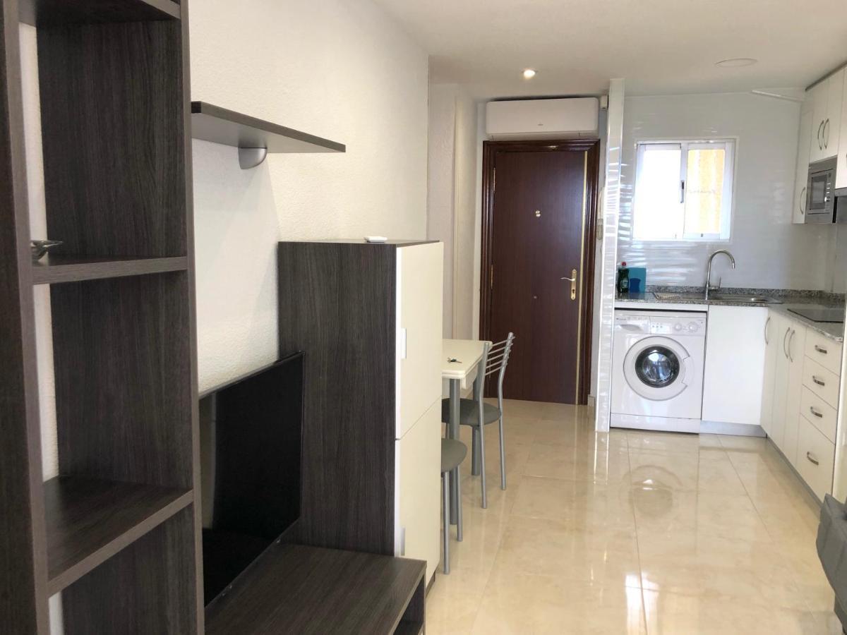 Holiday Apt Niza 10B Benidorm Bagian luar foto