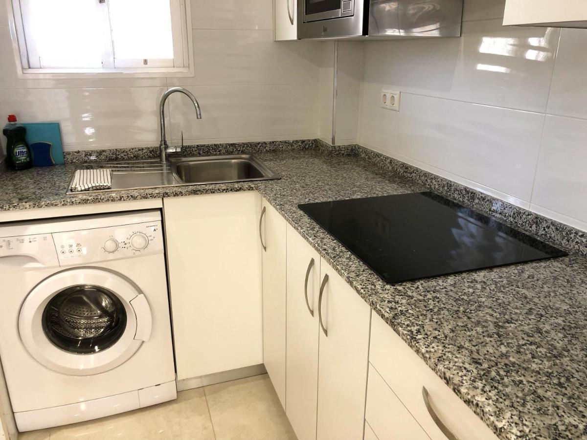 Holiday Apt Niza 10B Benidorm Bagian luar foto